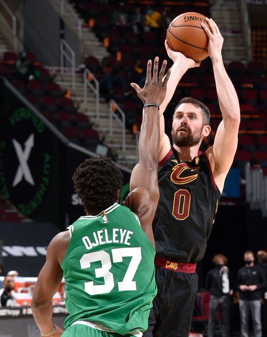 与全球竞争 与全球竞争