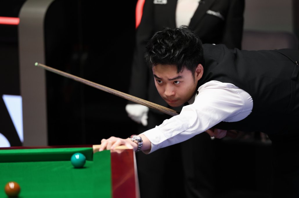 库里和詹姆斯史诗级联手！美媒晒勇士湖人交易细节，其他球队作何反击