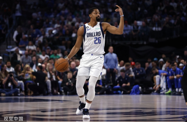 官方：伯恩茅斯签下勒沃库森前锋阿德利；据悉转会费2100万欧