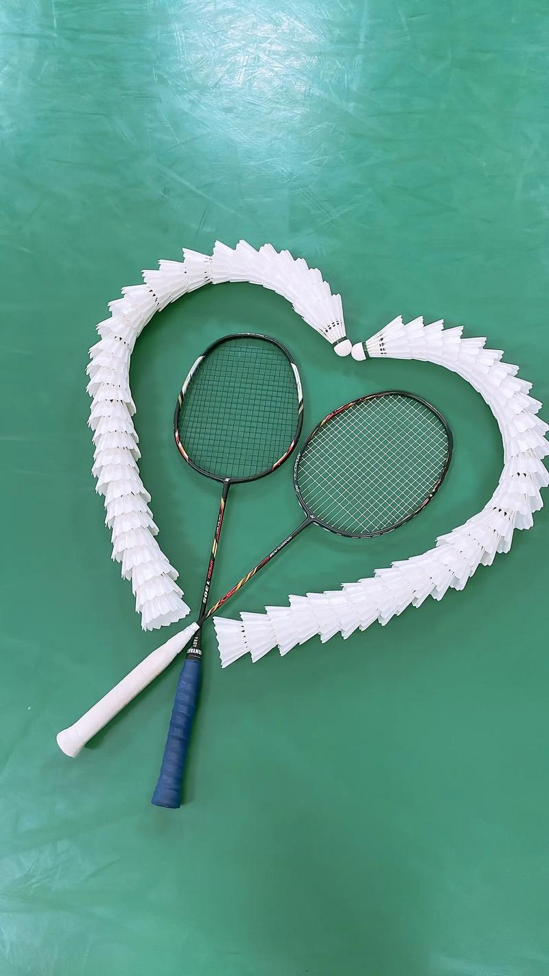 whoscored列德甲8月最佳阵：凯恩领衔拜仁前场4人组，安东在列