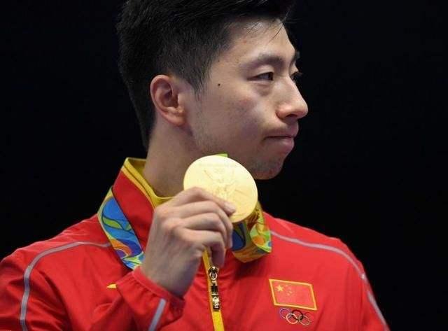 乐部间辗转 乐部间辗转