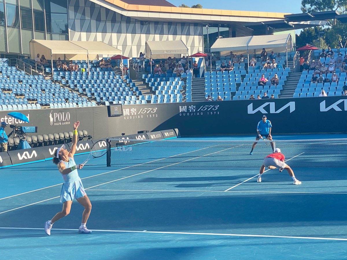 体育意大利杯：那不勒斯0-4 弗洛西诺内 无缘八强