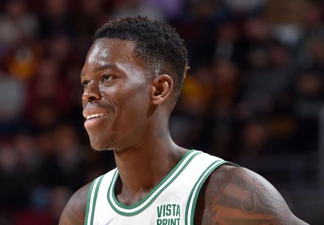 陷困境的球 陷困境的球