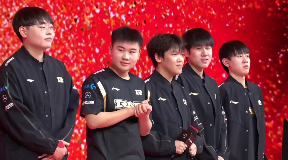 解有关背景 解有关背景