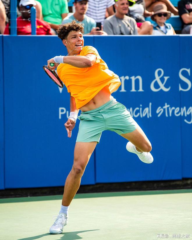 塔利亚菲科：阿根廷卫冕世界杯得一步步来；西法德葡是强队